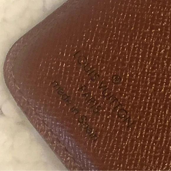 Louis Vuitton CA0030 Monogram Wallet - Picture 3 of 12
